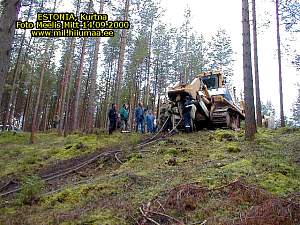 2002-09-14-Estonia-Kurtna_tank_T-34_05.jpg