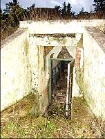 Pb041693.jpg